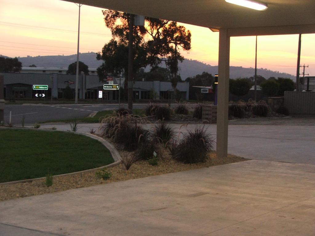 Murray Valley Motel Wodonga Exterior photo